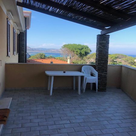 Вилла Civico34 House 3 - I Giardini Dell'Ancora Стинтино Экстерьер фото