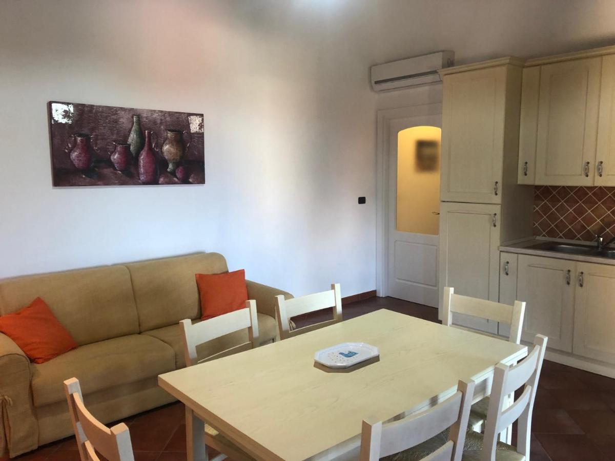Вилла Civico34 House 3 - I Giardini Dell'Ancora Стинтино Экстерьер фото