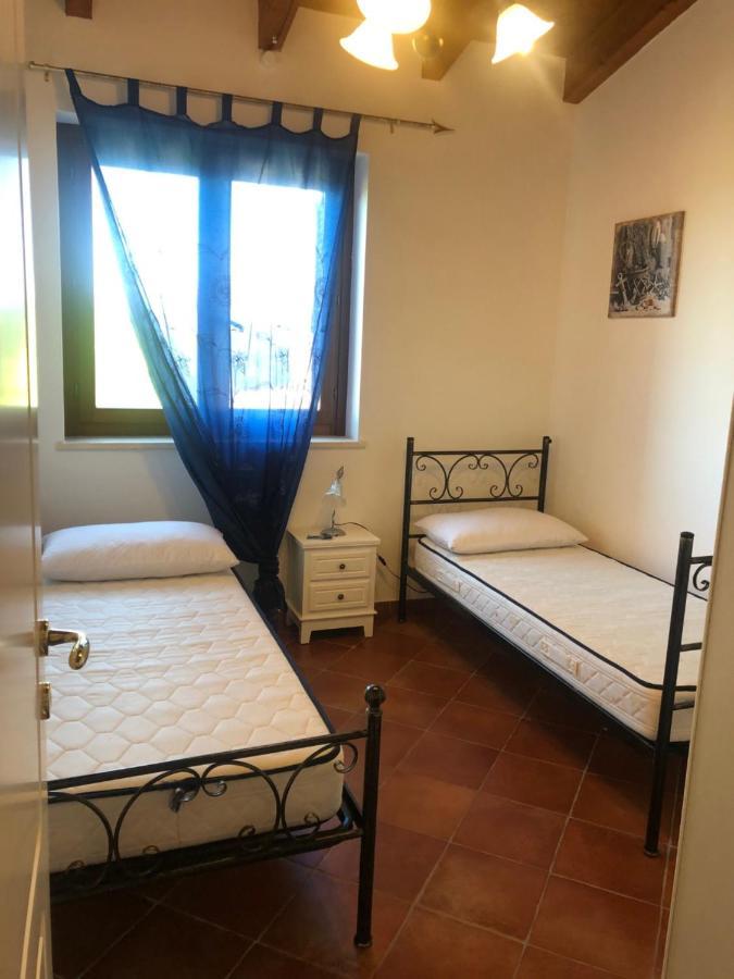 Вилла Civico34 House 3 - I Giardini Dell'Ancora Стинтино Экстерьер фото